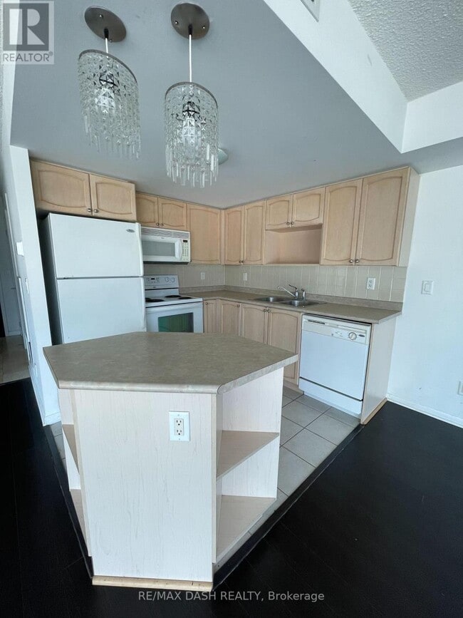 Photo du bâtiment - 18 Yonge St