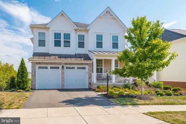 Building Photo - 42618 Stratford Landing Dr