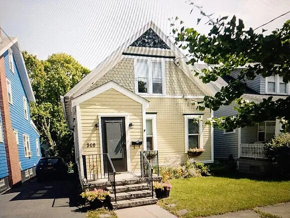 Building Photo - 508 Vine St