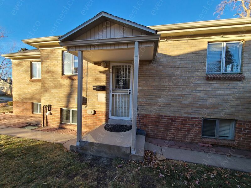 Primary Photo - 1440 Eudora St