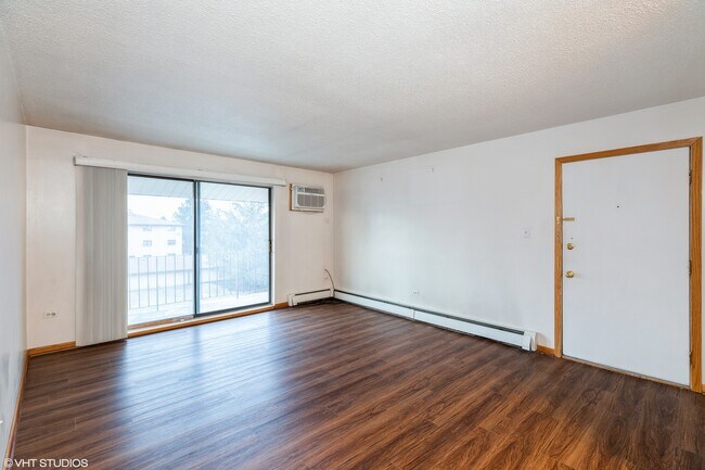 Building Photo - 7305 W 157th St