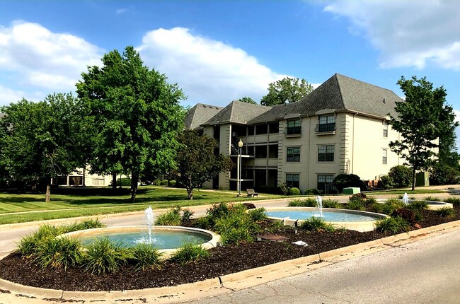 Building Photo - Arrow's Mark Apartments