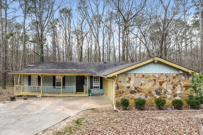 Building Photo - 591 Stonehedge Dr