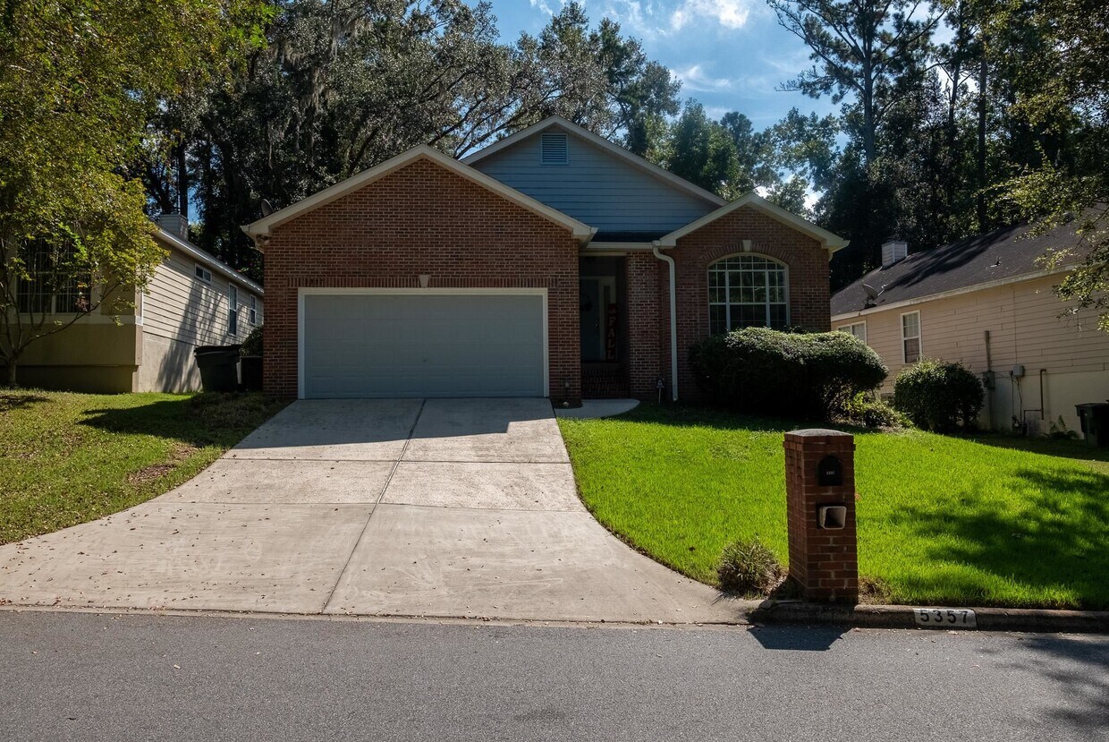 Primary Photo - 5357 St Ives Ln
