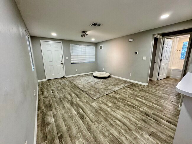 Foto del edificio - 1415 Diego St