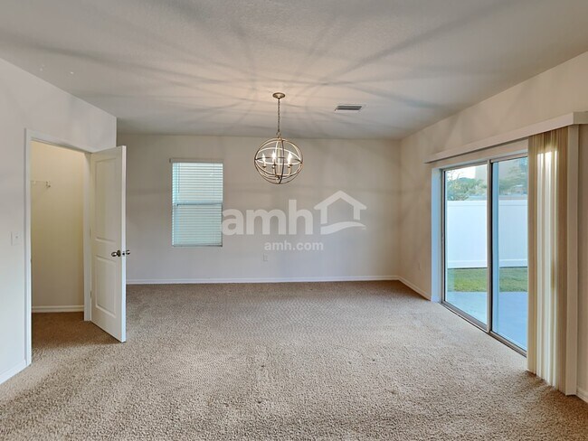 Building Photo - 10925 Carlton Fields Dr