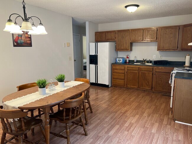 Foto del edificio - 407 N Dudley St