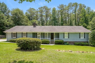 Building Photo - 700 Stacia Dr