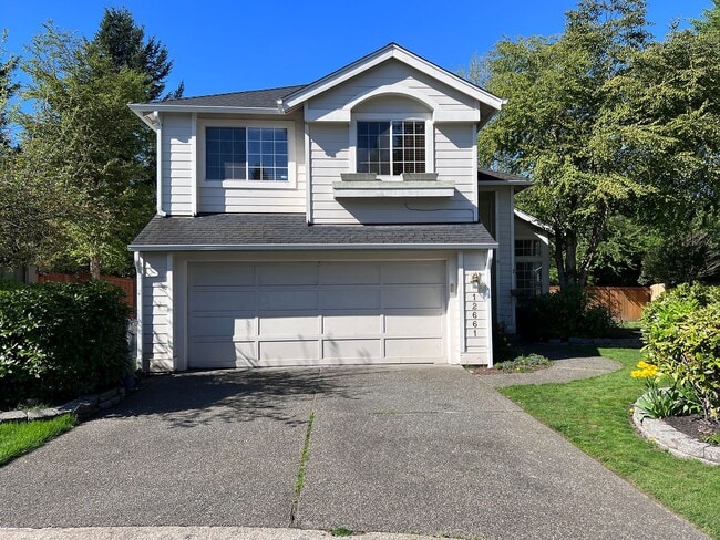 Building Photo - Beautiful 4 bedroom in Auburn