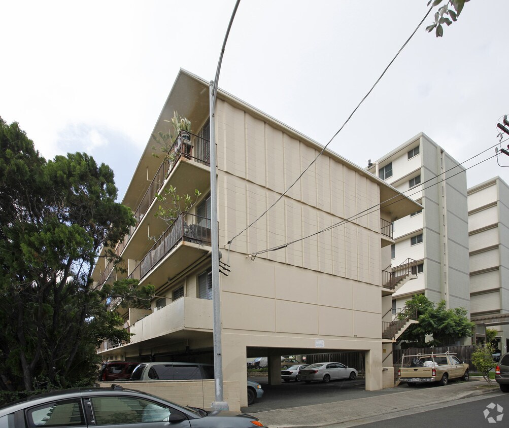 Foto del edificio - 910 Birch St