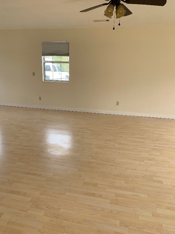 Foto del edificio - 5349 East Pkwy