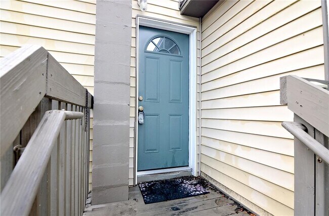 Foto del edificio - 912 Hart St