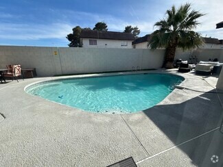 Building Photo - 4321 Mott Cir