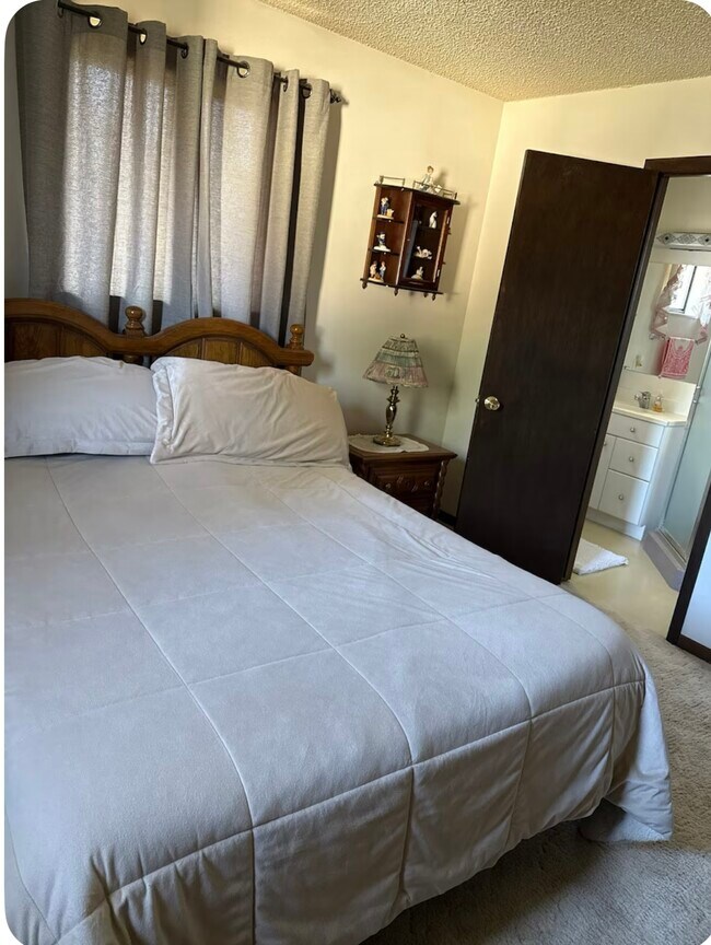 Foto del edificio - 304 19th Ave Ct