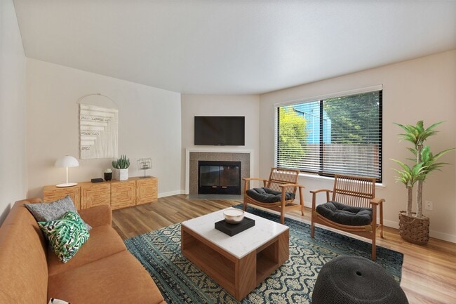 Building Photo - Cascade Court