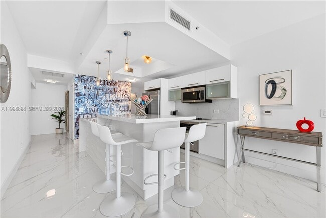 Foto del edificio - 888 Biscayne Blvd