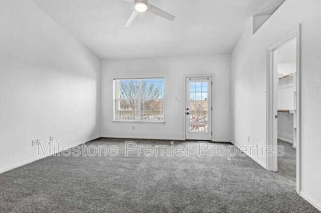 Building Photo - 207 Starr St