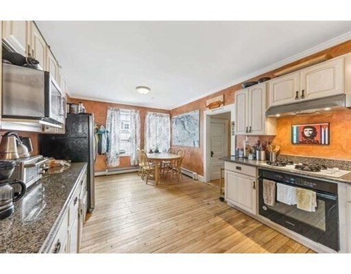 Primary Photo - 5 Pleasant St