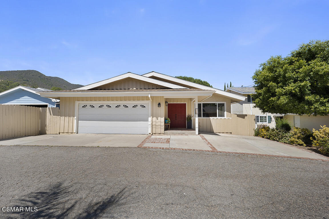 Primary Photo - 225 Canyon Rd