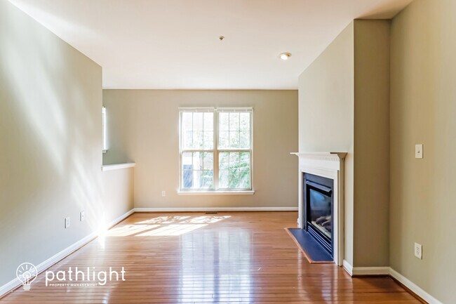 Building Photo - 12125 Amber Ridge Cir