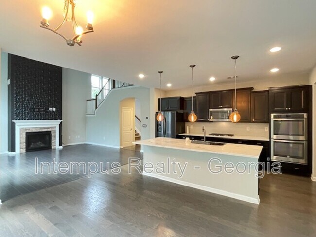 Building Photo - 3816 Thackary Dr