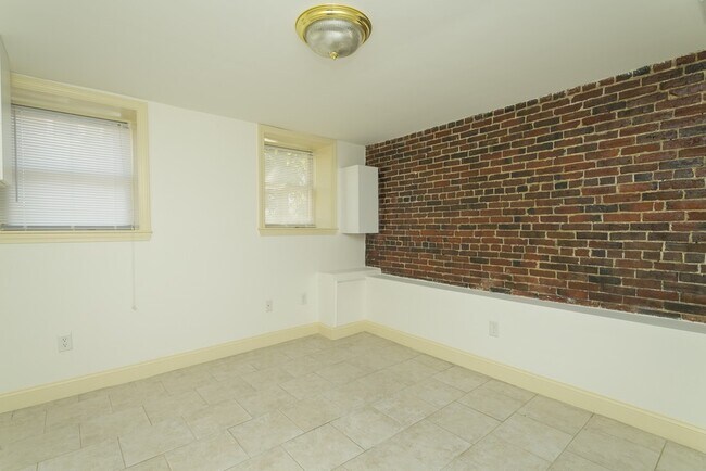 Building Photo - 40 Eutaw St