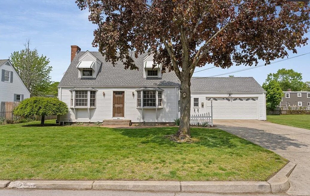 295 Potters Ave, Warwick, RI 02886 House Rental in Warwick, RI