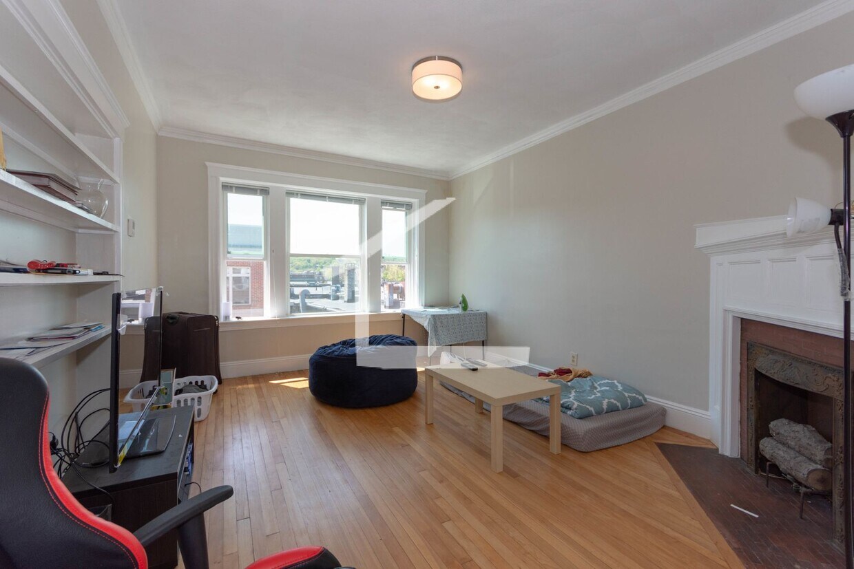 Photo - 19 Gardner St #10J Boston MA 02134