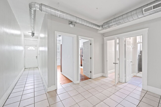 Photo - 60 W McMillan St Apartment