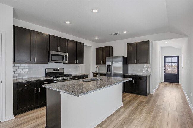 Foto del edificio - 14113 Matterod Dr