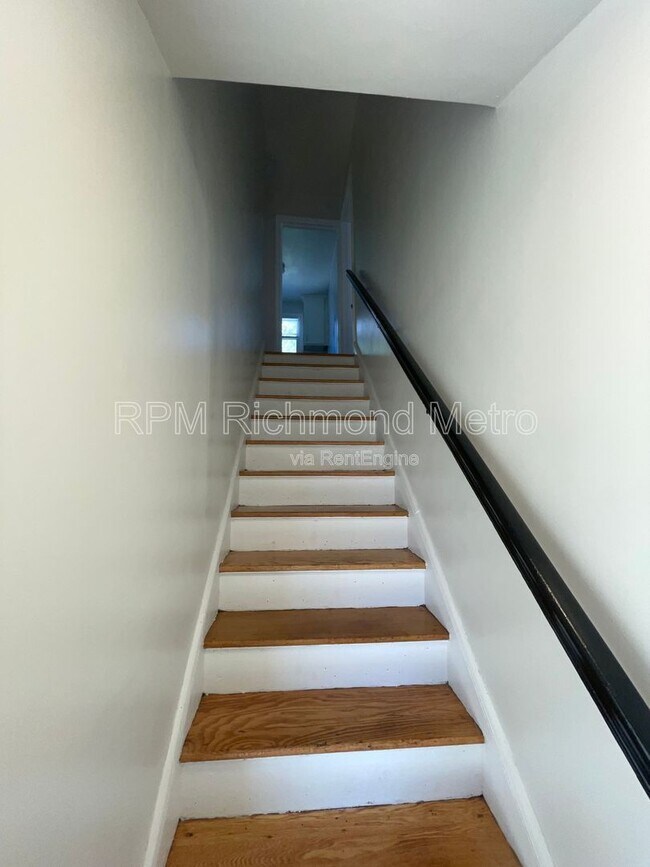 Photo - 602 E Brookland Park Blvd Townhome