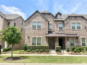 Building Photo - 4201 Kearsage Dr