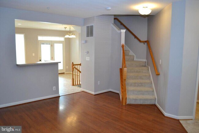 Foto del edificio - 1725 Emory St