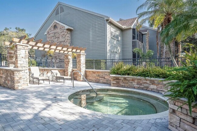 Foto del edificio - 2500 Winding Creek Blvd