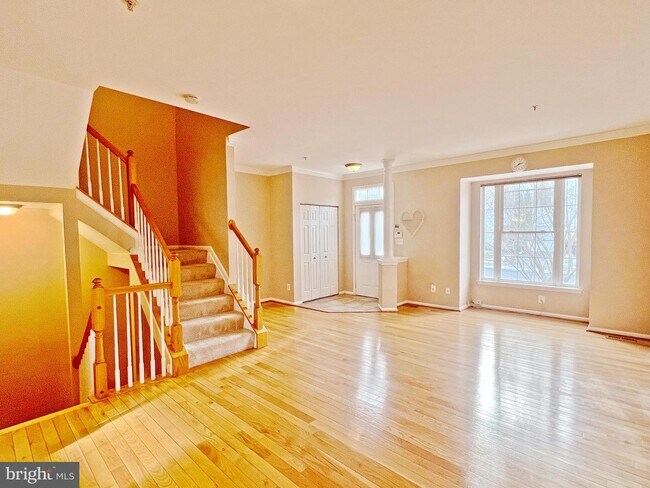 Building Photo - 13137 Diamond Hill Dr