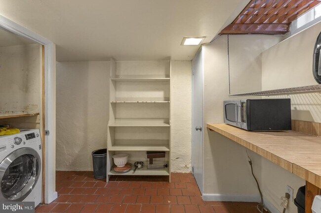 Building Photo - 777 S 3rd St