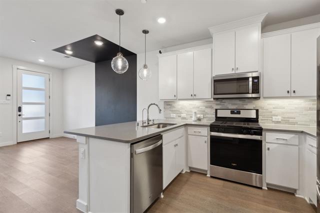 Foto del edificio - 820 Emerling Dr