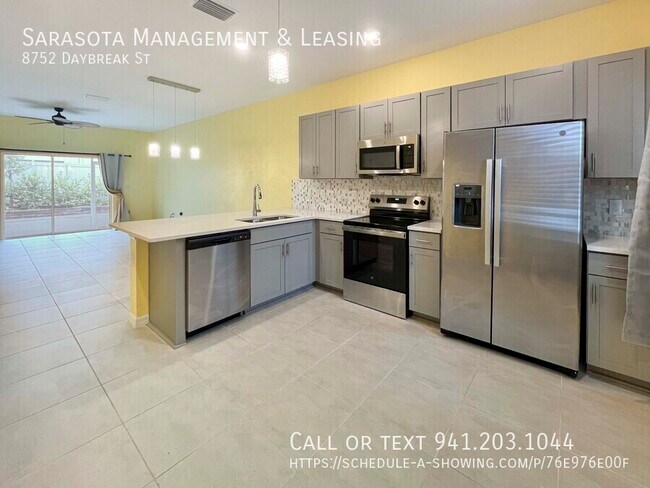 Foto del edificio - 8752 Daybreak St