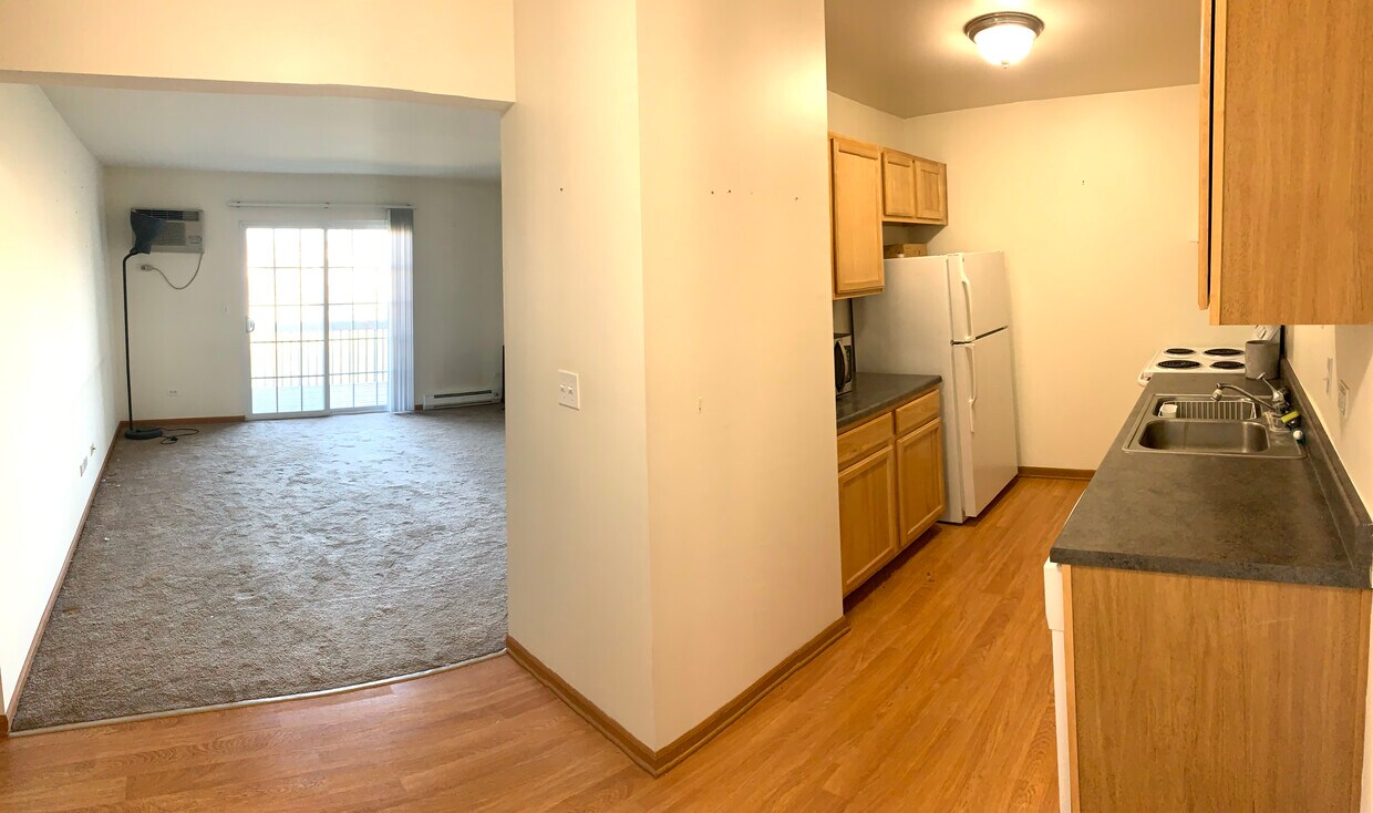 Primary Photo - 2055 Willow Brooke Dr