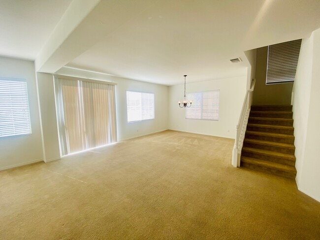 Foto del edificio - 2306 Cornflower Way