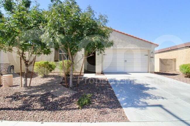 Foto del edificio - 8886 N 186th Ln