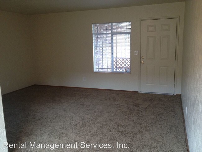 Building Photo - 2203 NE 81st Ave