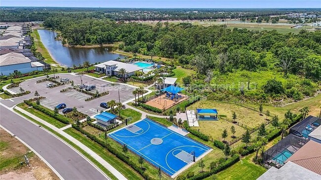 Building Photo - 6140 Baywood Ct