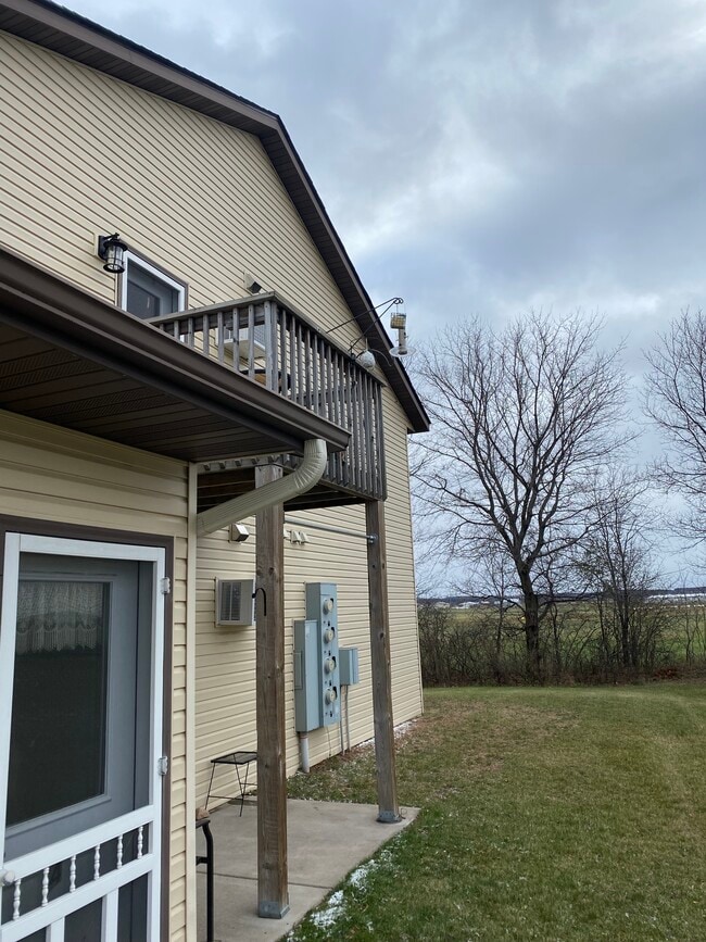 Balcony - 508 Smith Ave