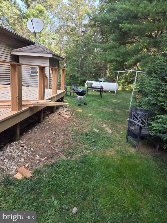 Building Photo - 10 White Pine Ln