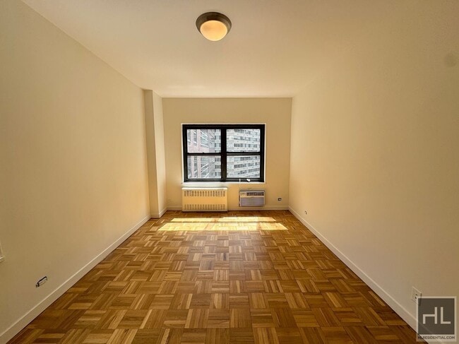 Foto del edificio - EAST 55 STREET