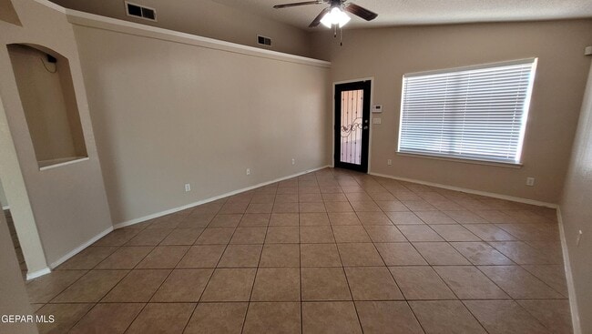 Building Photo - 4657 Joseph Rodriguez Dr