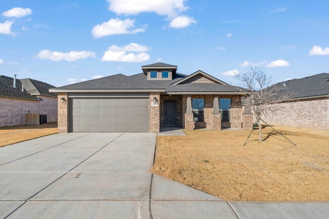 Building Photo - 3/2/2 in Viridian!