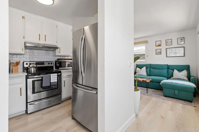 Foto del edificio - 725 Kingston Ct