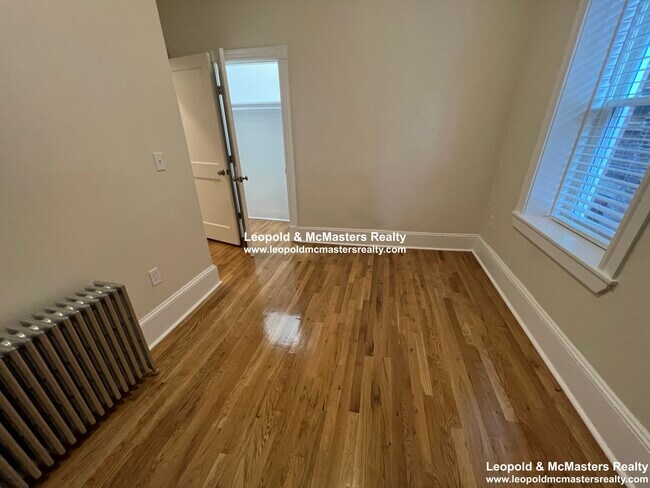 Foto del edificio - 1695 Beacon St